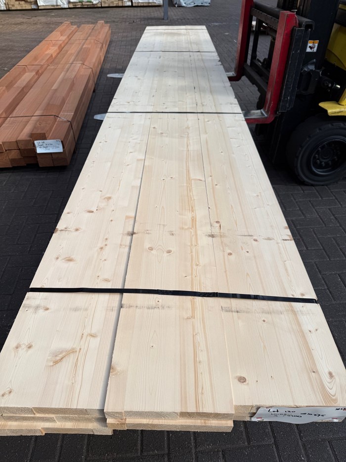 Lotje 130 | Vuren 38x275mm gelamineerde panelen