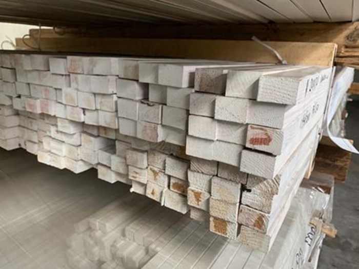 Lotje 21 Veteka | Vuren recht 20x30 wit gegrond
