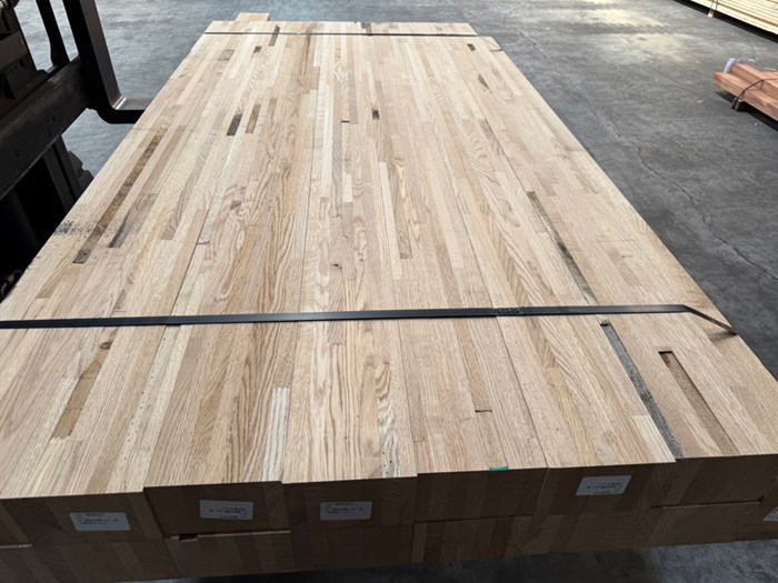 Lot 172 : Europees Eiken 95 x 145 mm